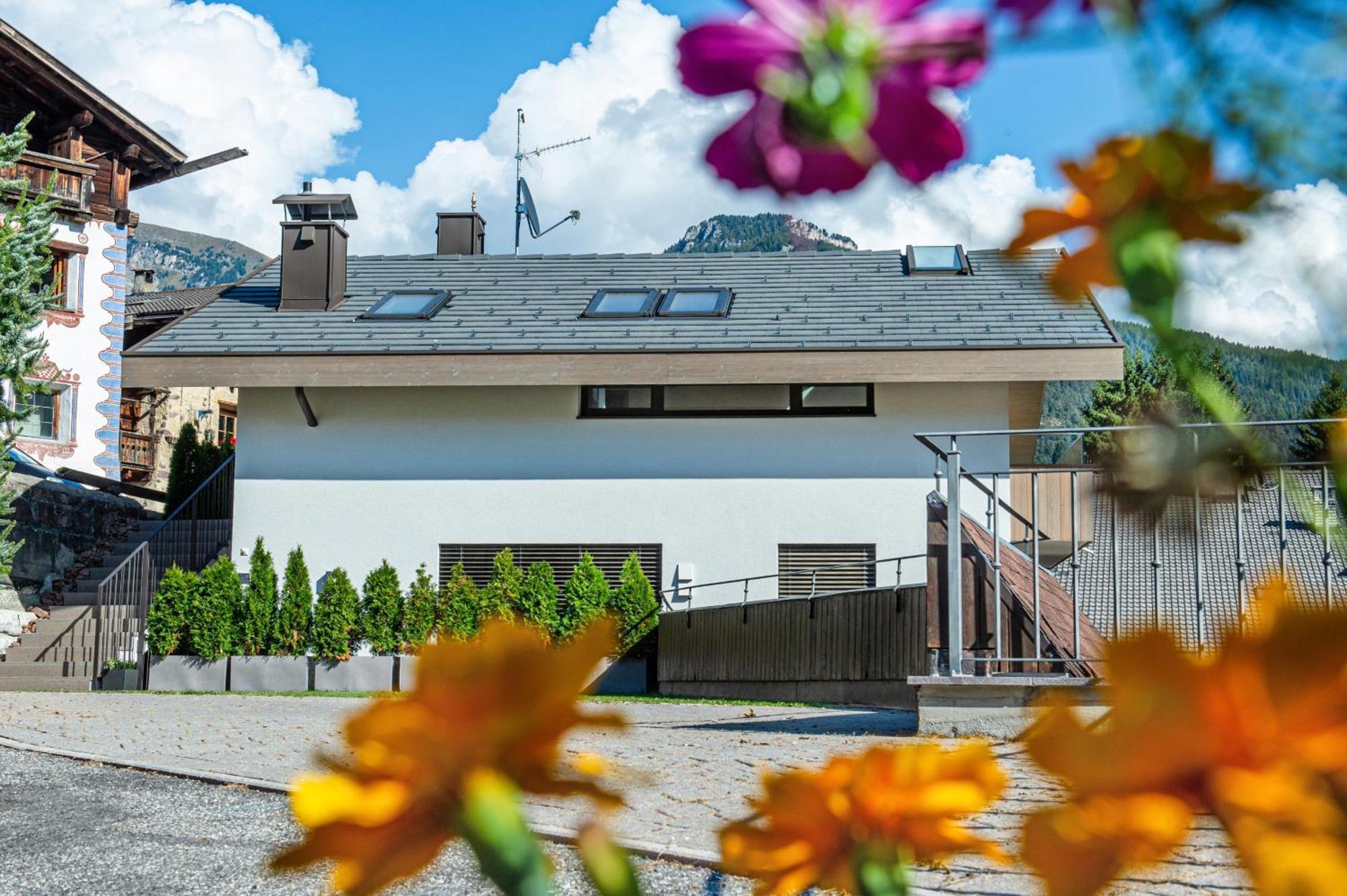Apartments Dami Ortisei Zewnętrze zdjęcie
